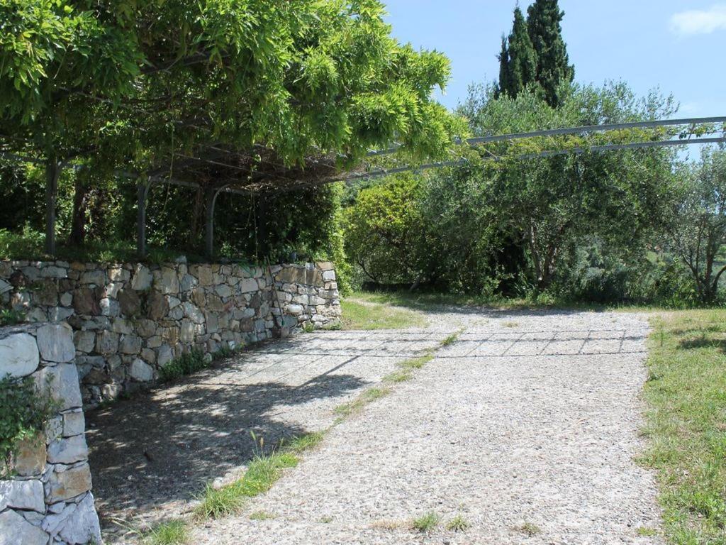 Cottage La Torre Del Pittore Бонассола Экстерьер фото